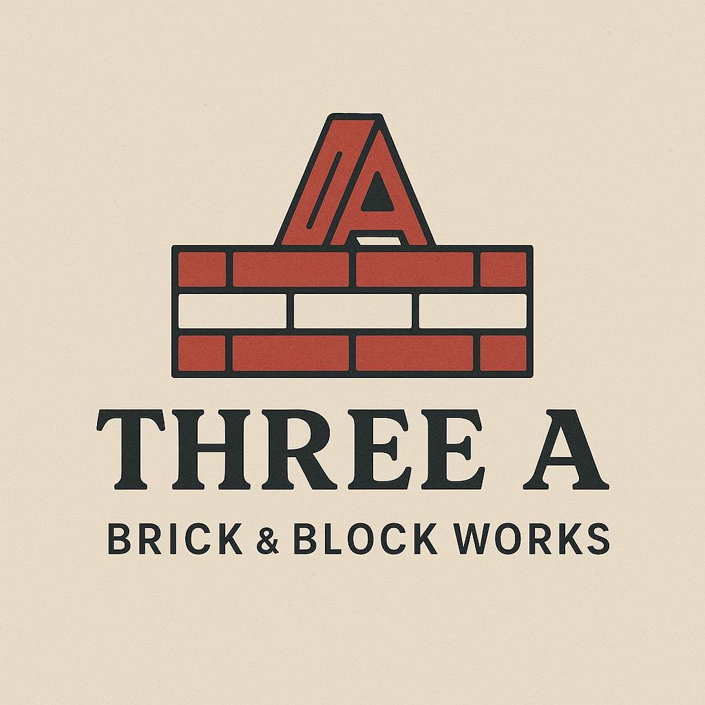 شعار شركة Three A لأعمال الطوب والبناء